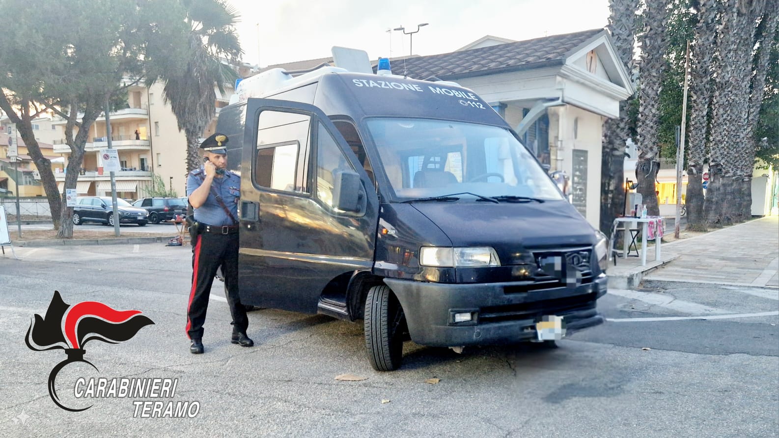 Nice Mattoncini Set CARABINIERI – Stazione Operativa Mobile Con Elicottero E Moto, Gioco Di Costruzioni Per Bambini 6+
